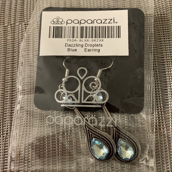 Light Blue Gemstone Drop Earrings Beautiful Silver NEW with Tags - Picture 2 of 3